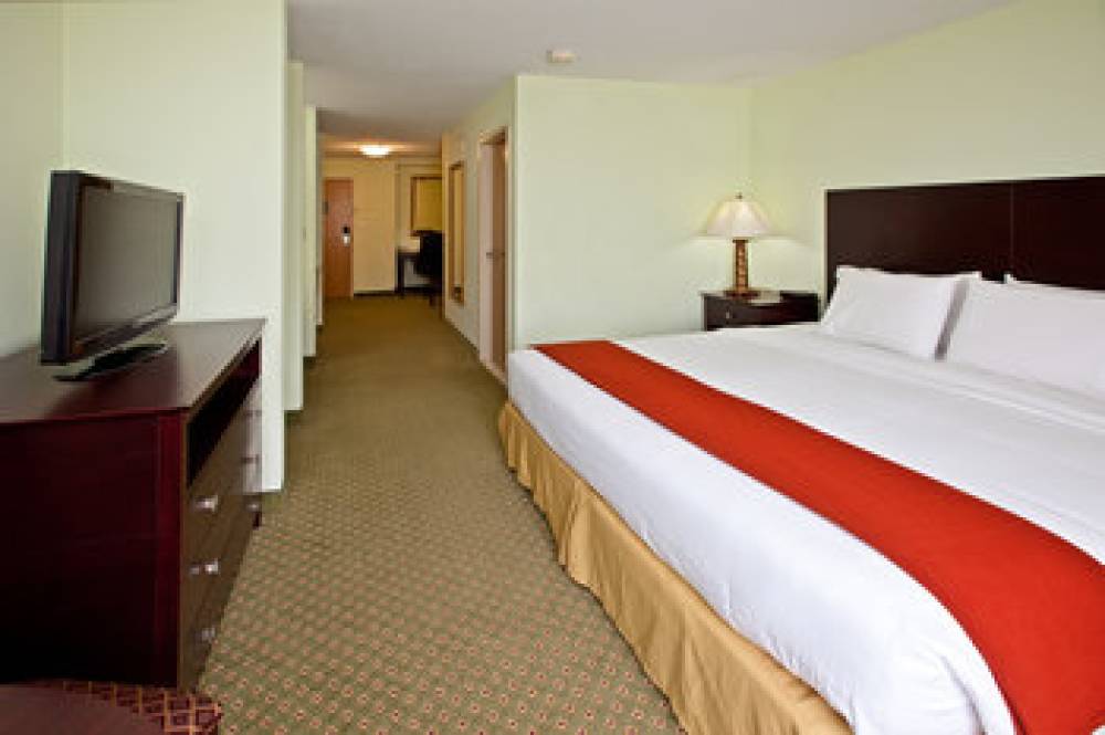 Holiday Inn Express & Suites SCOTTSBURG 6