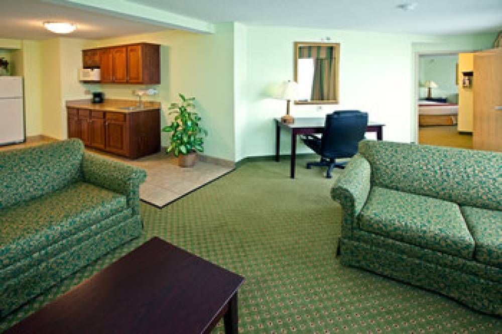 Holiday Inn Express & Suites SCOTTSBURG 4