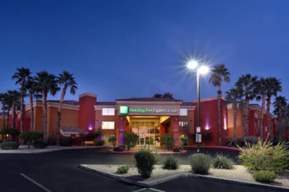 Holiday Inn Express & Suites SCOTTSDALE - OLD TOWN 6