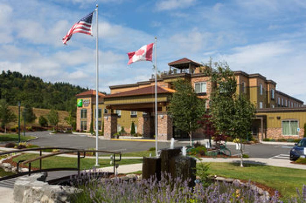 Holiday Inn Express & Suites SEQUIM 1