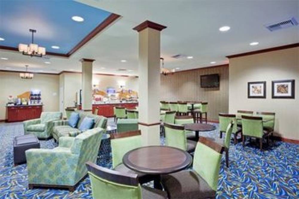 Holiday Inn Express & Suites SEQUIM 8