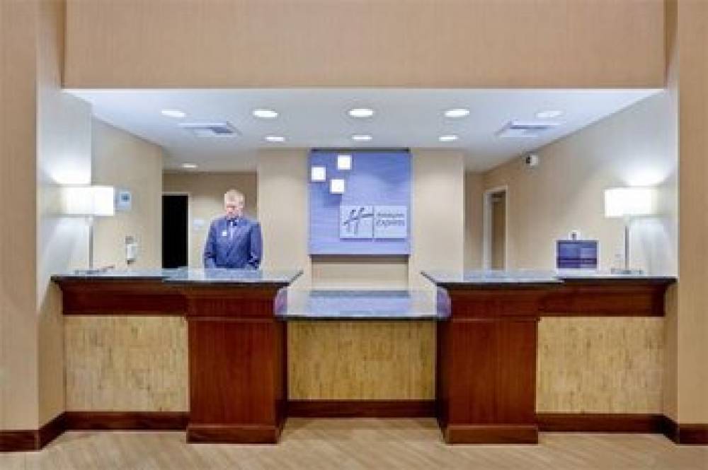 Holiday Inn Express & Suites SEQUIM 2