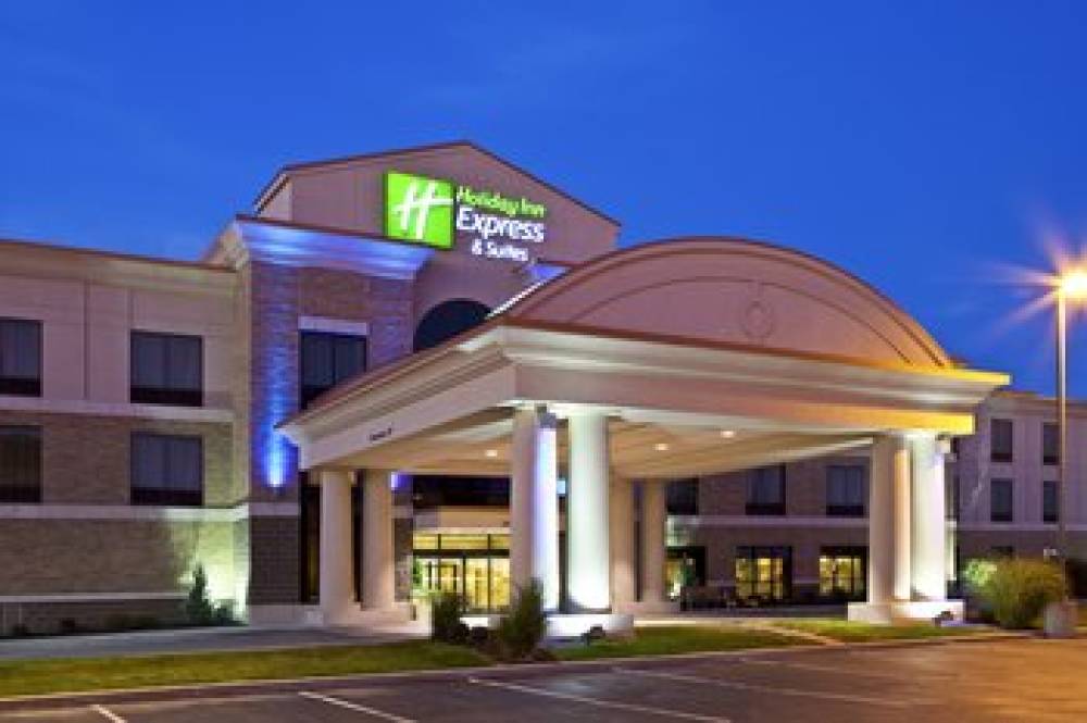 Holiday Inn Express & Suites SEYMOUR 1