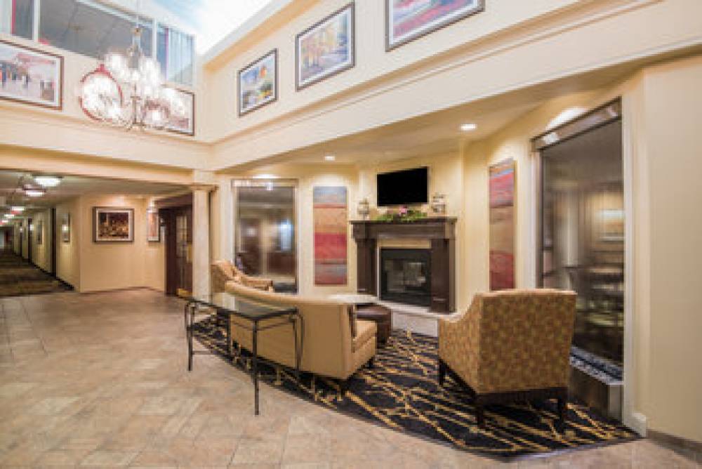 Holiday Inn Express & Suites SHARON-HERMITAGE 6