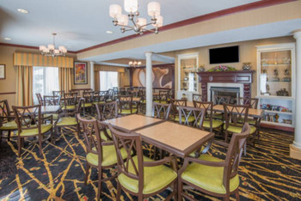 Holiday Inn Express & Suites SHARON-HERMITAGE 7