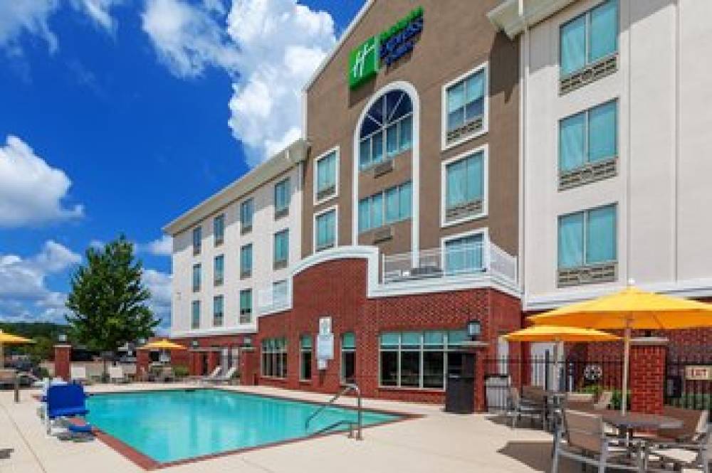 Holiday Inn Express & Suites SHREVEPORT SOUTH - PARK PLAZA 2