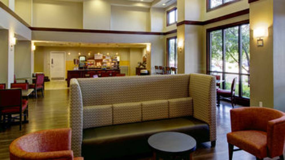 Holiday Inn Express & Suites SIOUX CITY - SOUTHERN HILLS 6