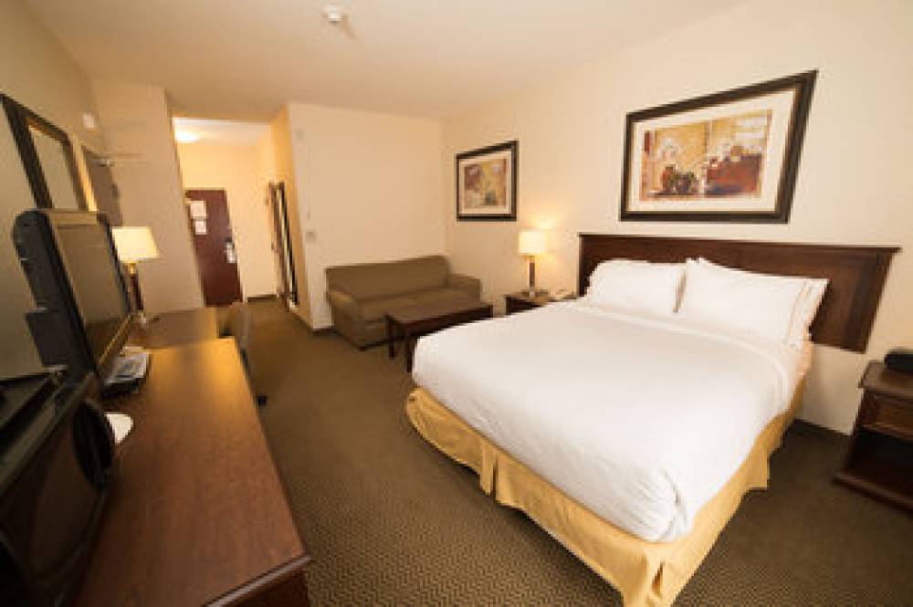 Holiday Inn Express & Suites SLAVE LAKE 9