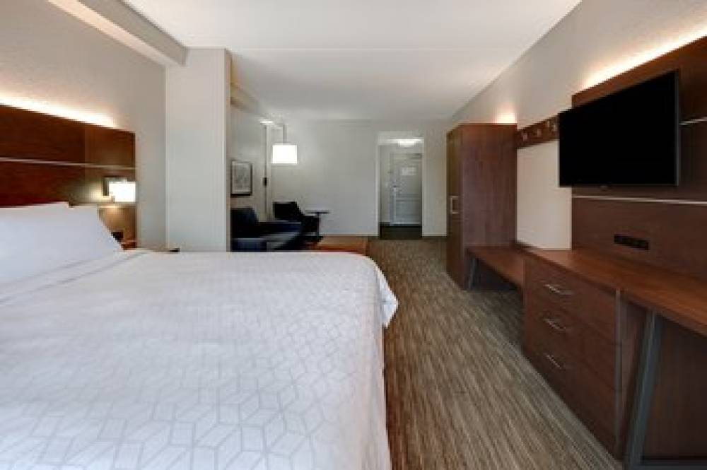 Holiday Inn Express & Suites SMYRNA-NASHVILLE AREA 9