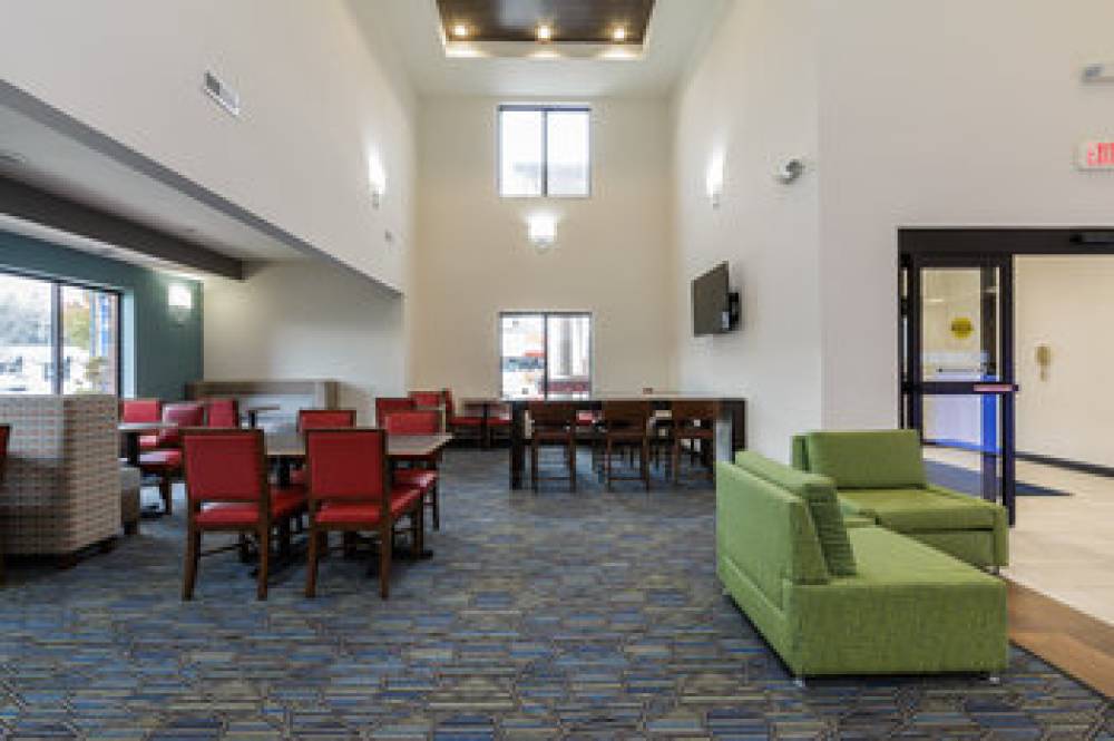 Holiday Inn Express & Suites SOUTH BEND - NOTRE DAME UNIV. 4