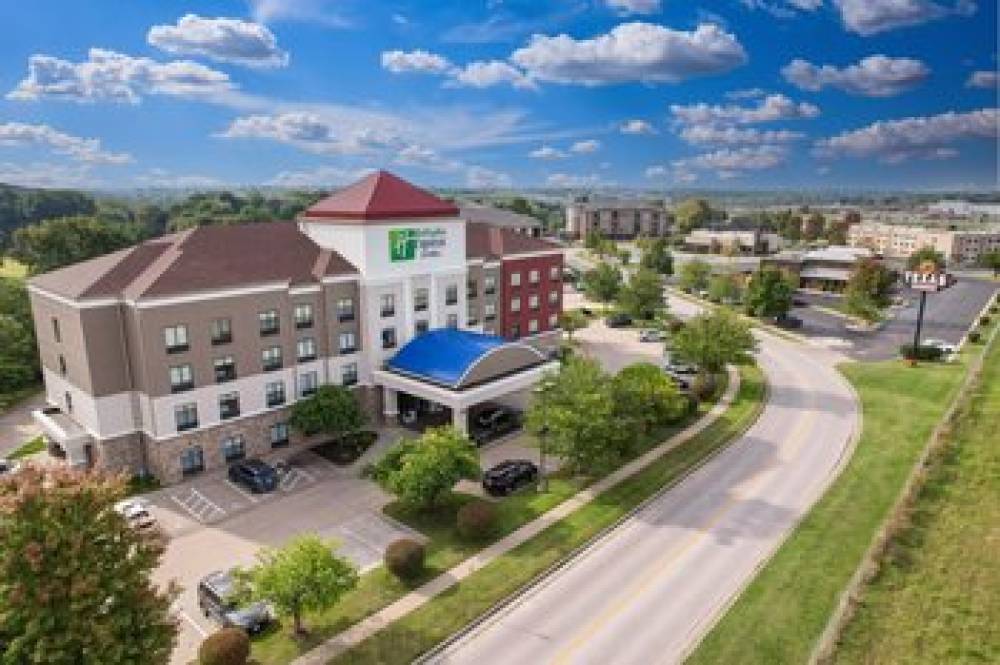 Holiday Inn Express & Suites Springfield Medical District