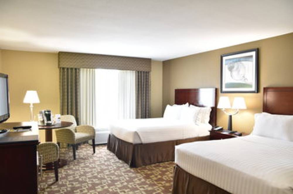 Holiday Inn Express & Suites ST CHARLES 7