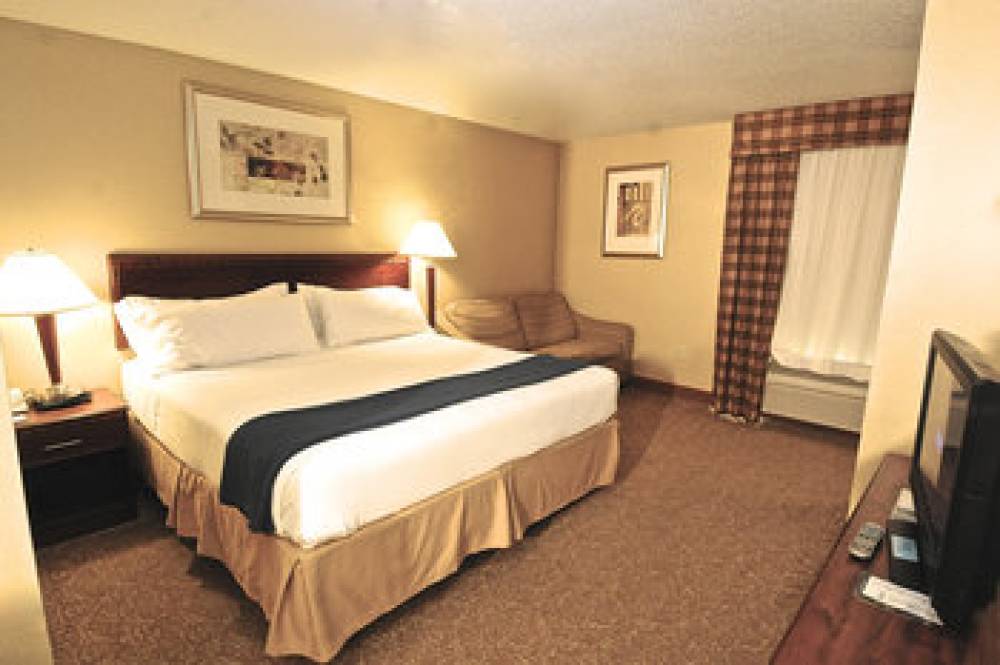 Holiday Inn Express & Suites ST. LOUIS WEST - FENTON 3