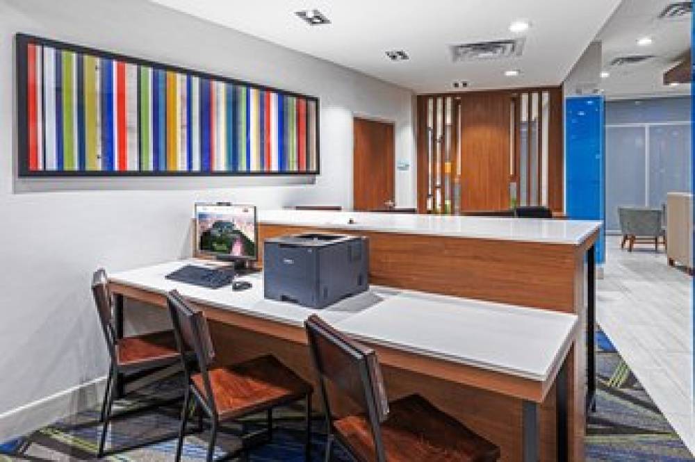 Holiday Inn Express & Suites STAFFORD NW - SUGAR LAND 7