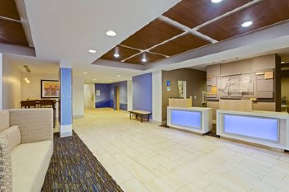 Holiday Inn Express & Suites TAVARES - LEESBURG 8