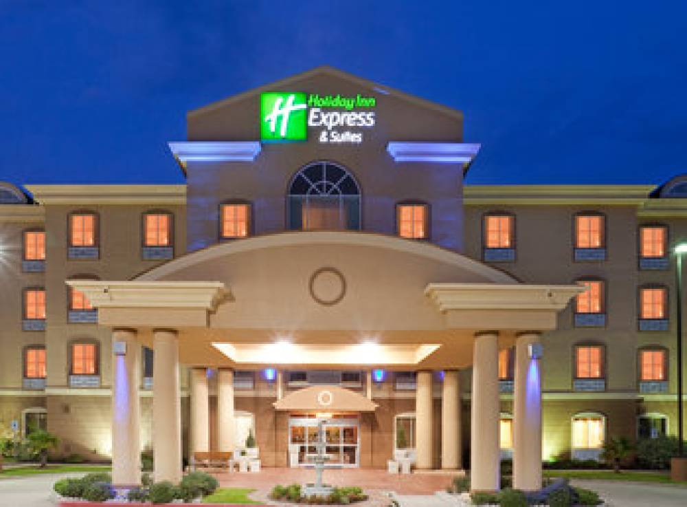 Holiday Inn Express & Suites TERRELL 5