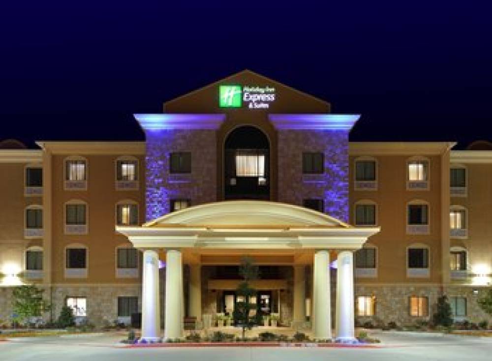 Holiday Inn Express & Suites TEXARKANA EAST 1