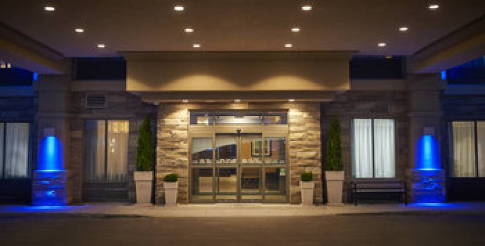 Holiday Inn Express & Suites TIMMINS 3