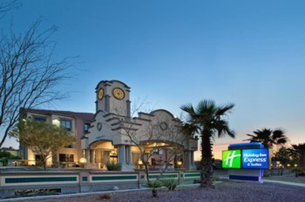 Holiday Inn Express & Suites TUCSON MALL 7