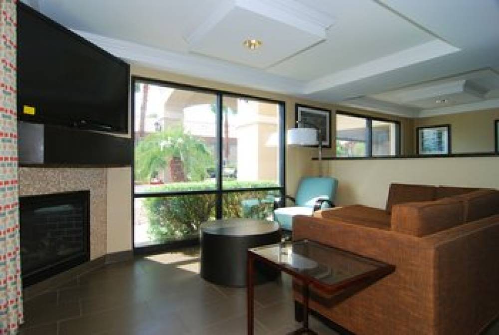 Holiday Inn Express & Suites TUCSON NORTH - MARANA 2