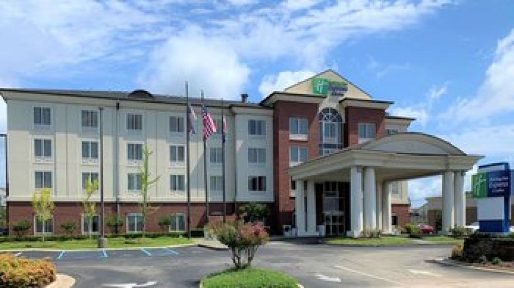 Holiday Inn Express & Suites TUSCALOOSA-UNIVERSITY 8