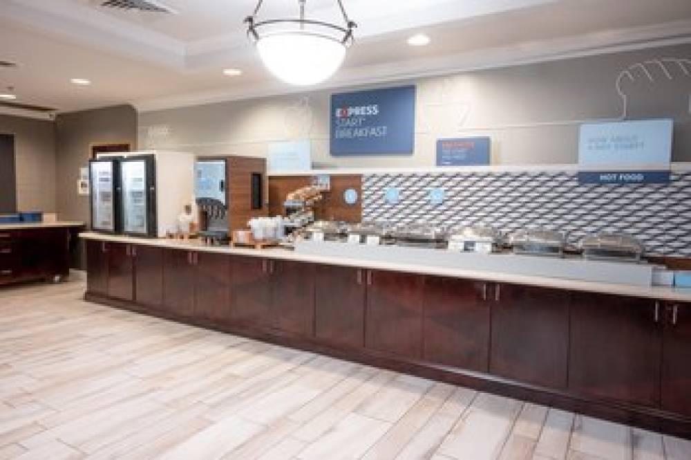 Holiday Inn Express & Suites TUSCALOOSA-UNIVERSITY 5