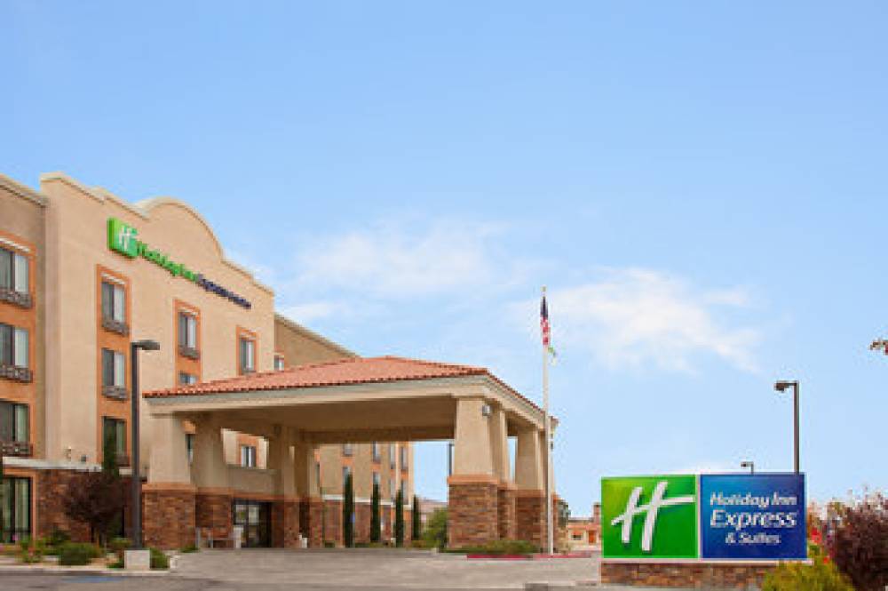 Holiday Inn Express & Suites TWENTYNINE PALMS- JOSHUA TREE 1