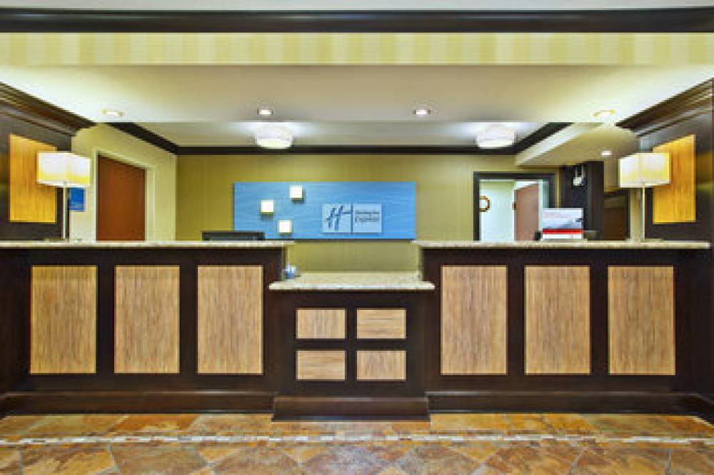 Holiday Inn Express & Suites WABASH 2