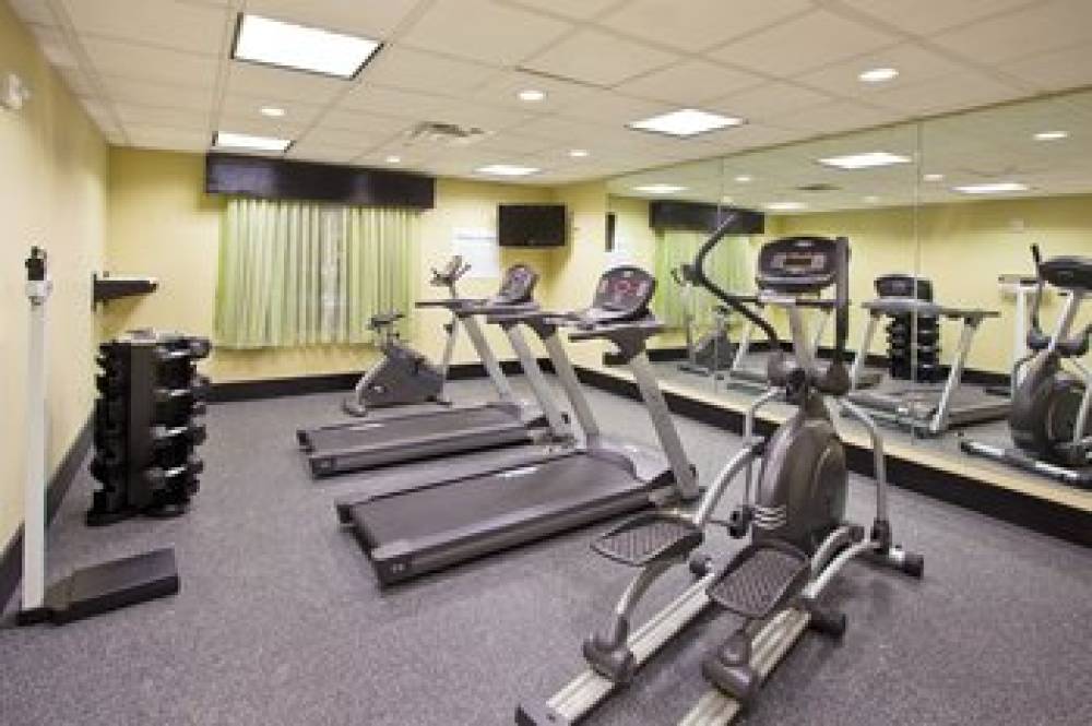 Holiday Inn Express & Suites WAYCROSS 1