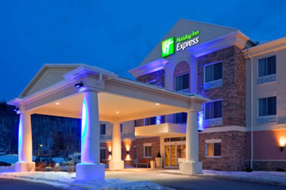 Holiday Inn Express & Suites West Coxsackie