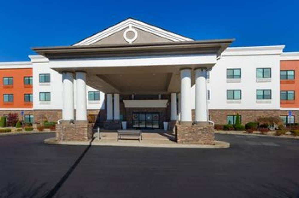 Holiday Inn Express & Suites WESTON 1