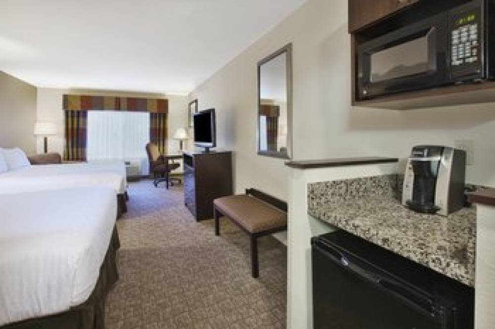 Holiday Inn Express & Suites WHEELING 9