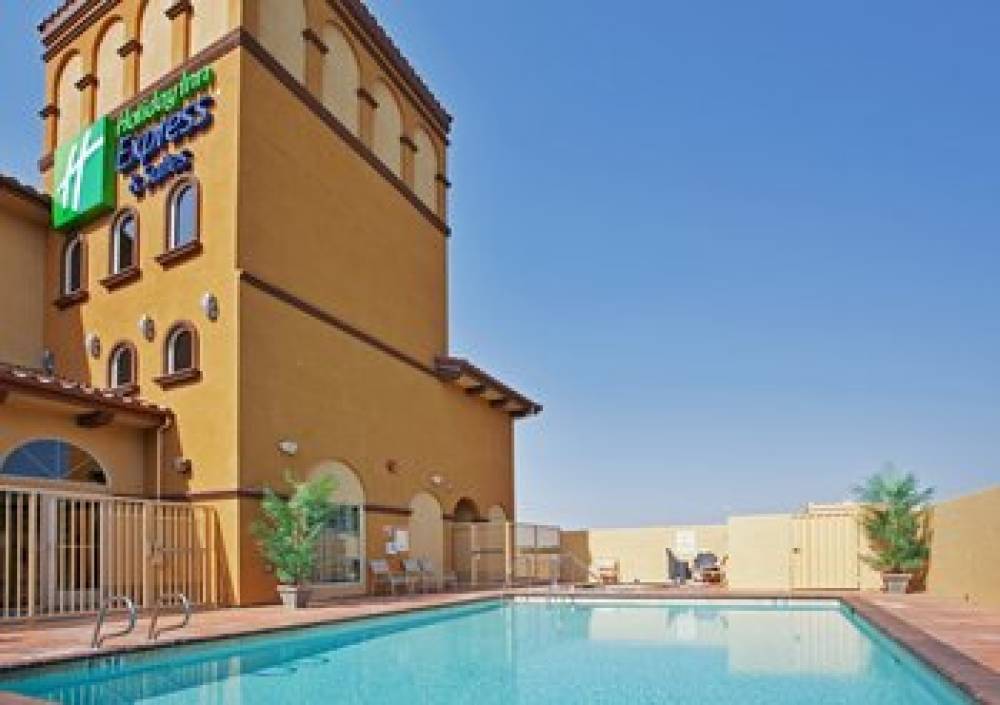 Holiday Inn Express & Suites WILLOWS 7