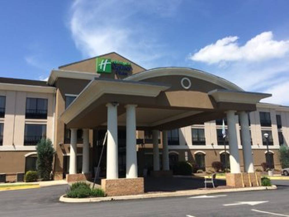 Holiday Inn Express & Suites WINCHESTER 1