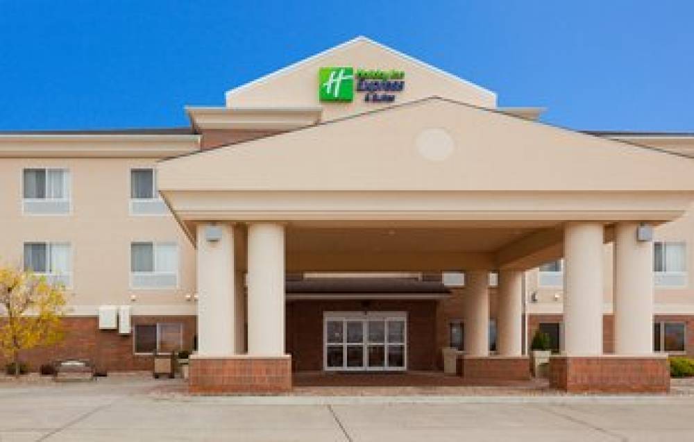 Holiday Inn Express & Suites YANKTON 1