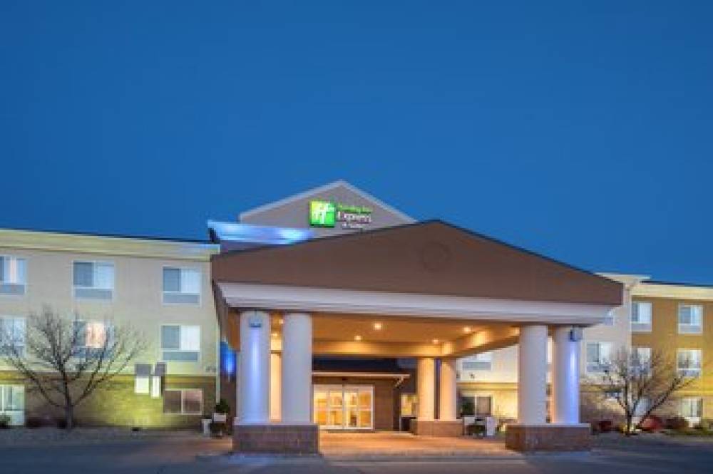 Holiday Inn Express & Suites YANKTON 7