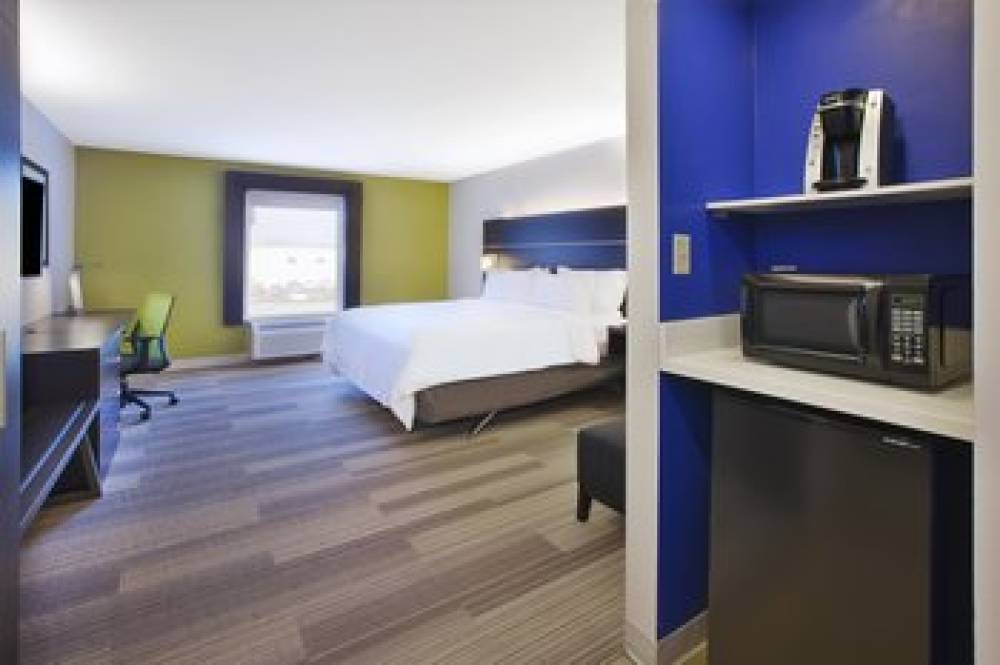 Holiday Inn Express TIFFIN 9