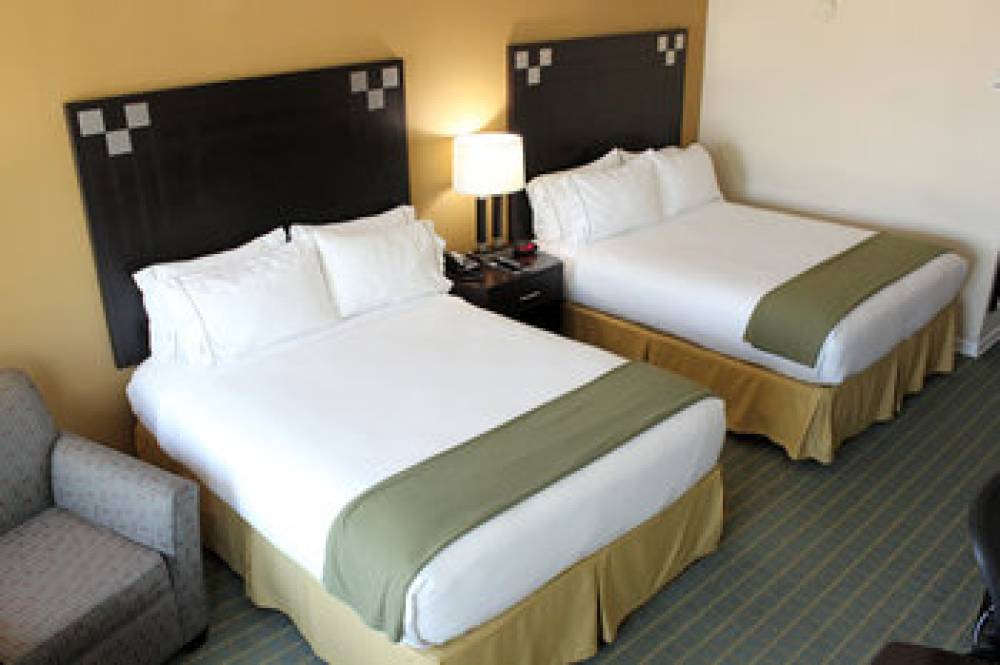 Holiday Inn Express VAN NUYS 8