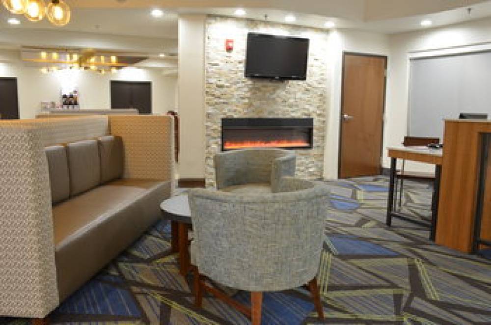 Holiday Inn Express WATERLOO-CEDAR FALLS 10