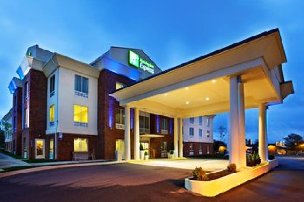 Holiday Inn Express WHITE HOUSE 1