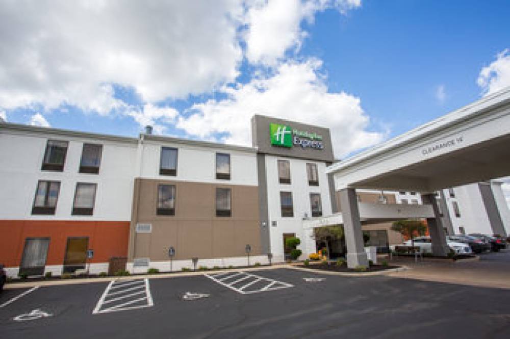 HOLIDAY INN EXPRESS WILMINGTON 8