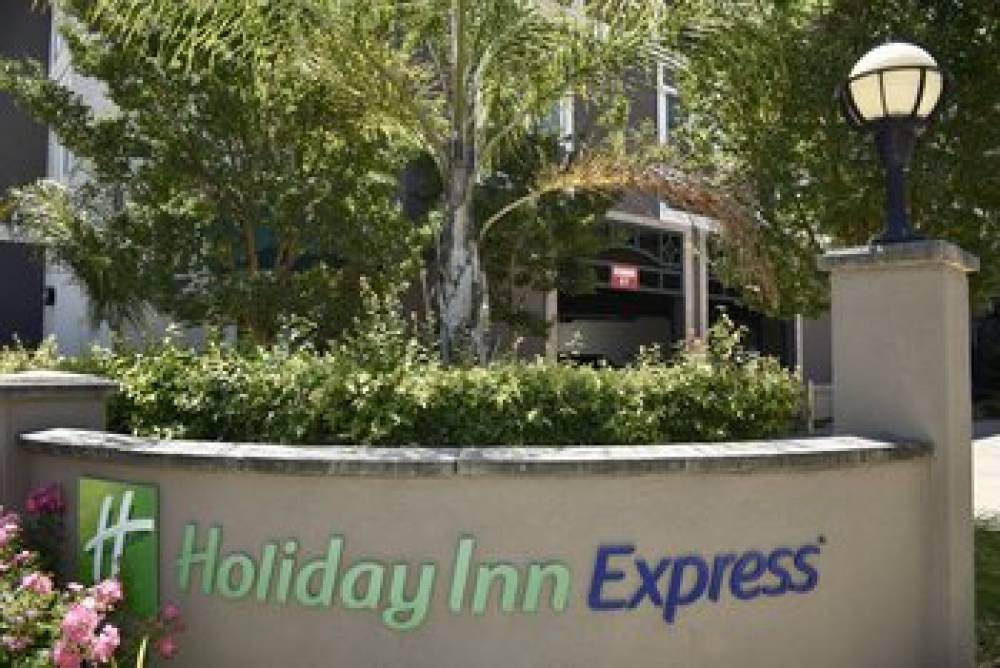 Holiday Inn Express WINDSOR SONOMA WINE COUNTRY 10