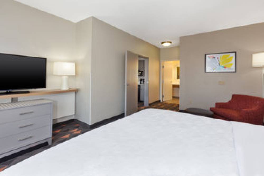 Holiday Inn GRAND RAPIDS - SOUTH 9