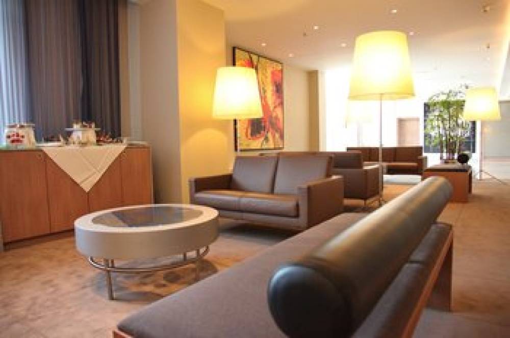 Holiday Inn HAMBURG 3