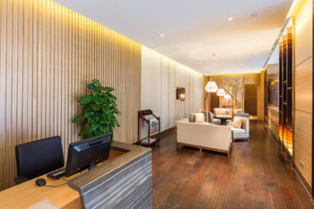 HOLIDAY INN HONGQIAO 6