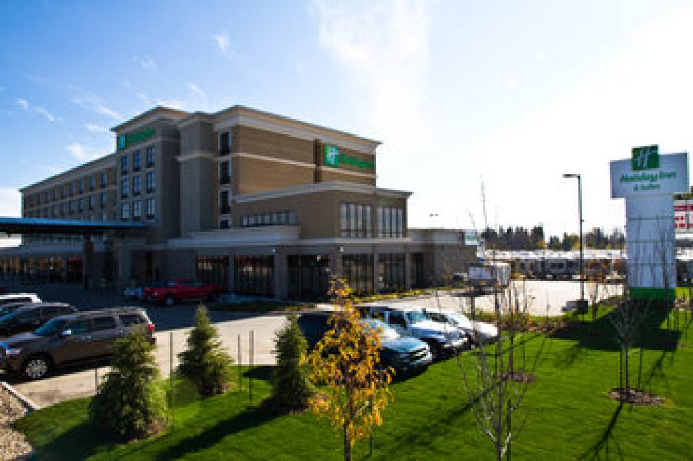 HOLIDAY INN HTL STE RED DEER S 2