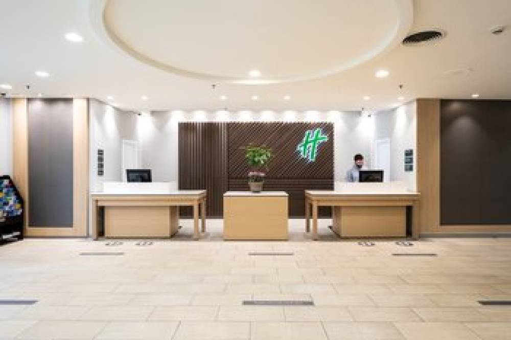 HOLIDAY INN INTL AIRPORT NORTH 8