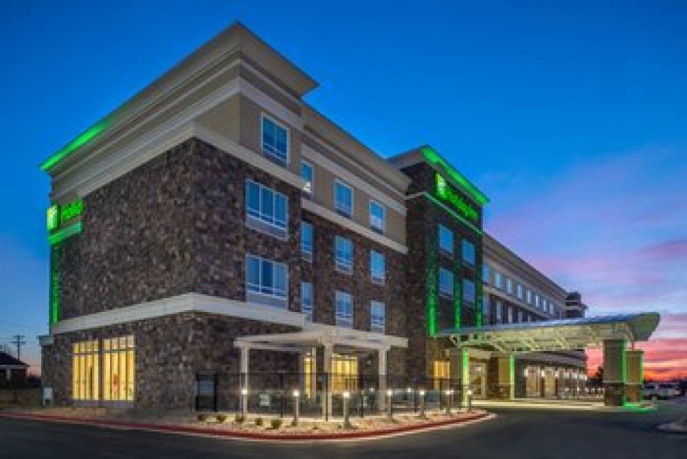 HOLIDAY INN JOPLIN 1