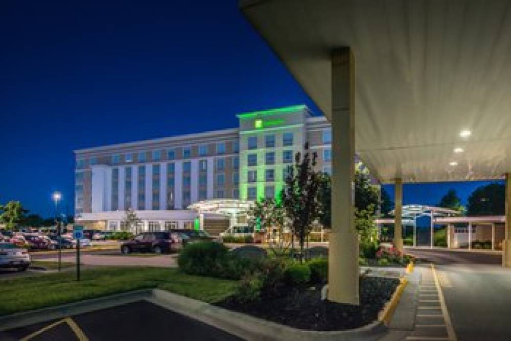 Holiday Inn KANSAS CITY AIRPORT 9