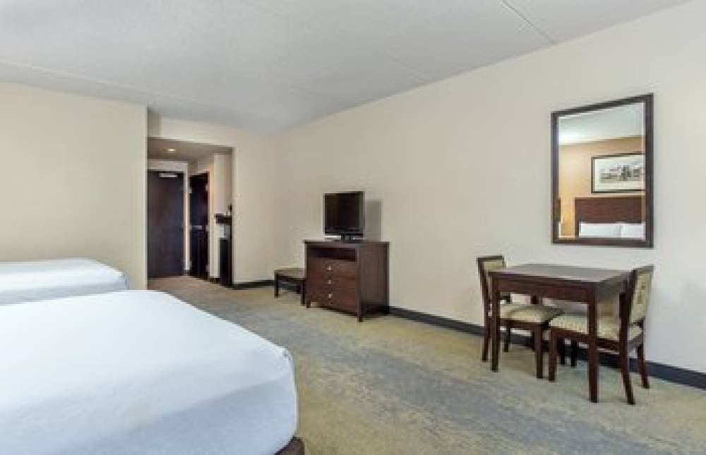 Holiday Inn LOUISVILLE AIRPORT - FAIR/EXPO 5